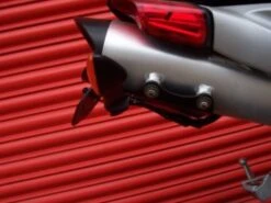 R&G LP0015BK Kentekenplaathouder Benelli TNT 04